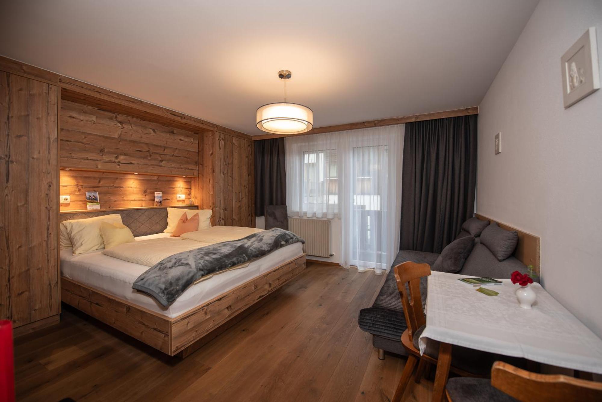 Haus Scharler, Talstation Ξενοδοχείο Neukirchen am Großvenediger Εξωτερικό φωτογραφία